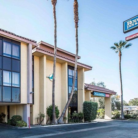 California Inn And Suites Bakersfield Exterior foto