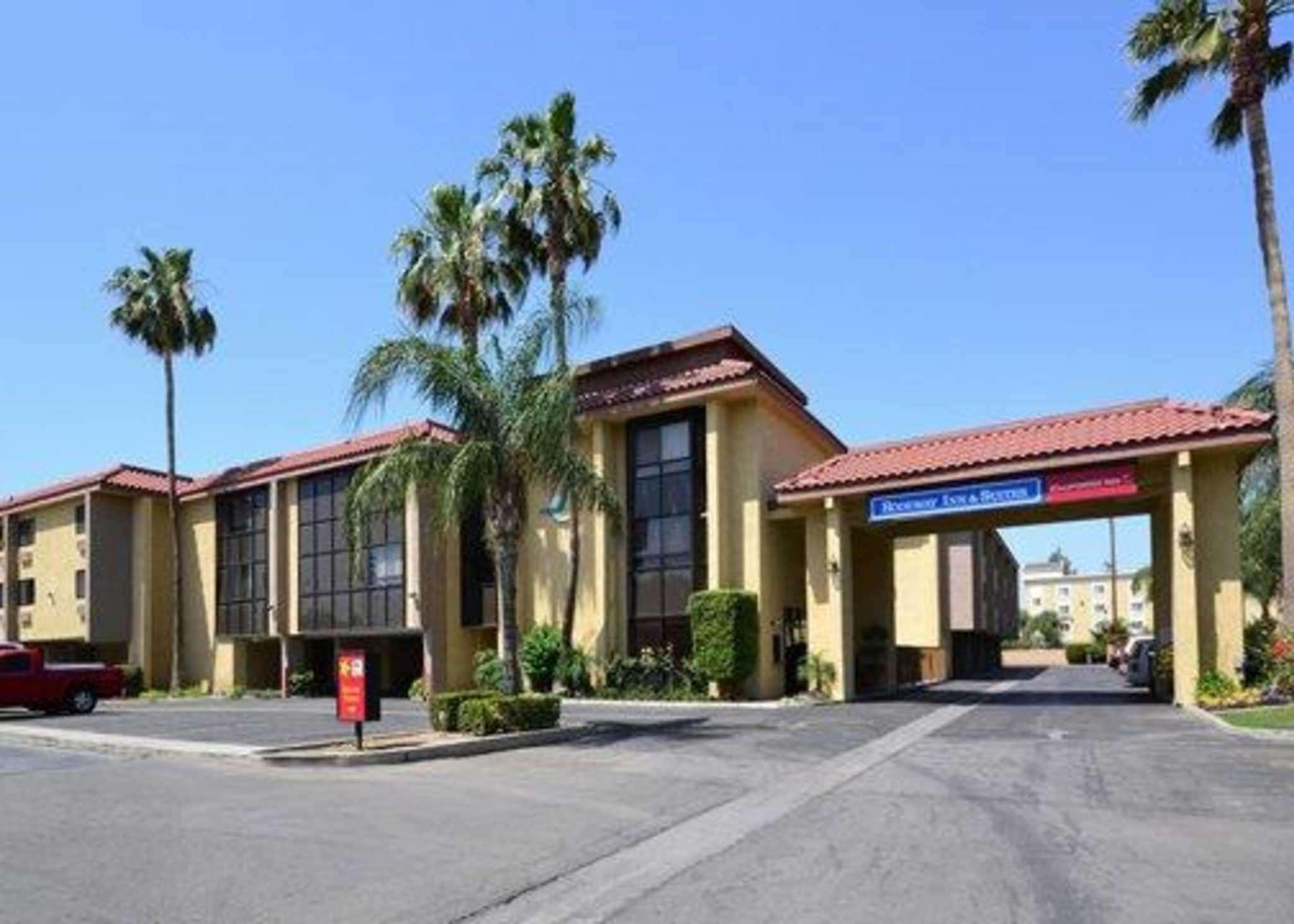 California Inn And Suites Bakersfield Exterior foto